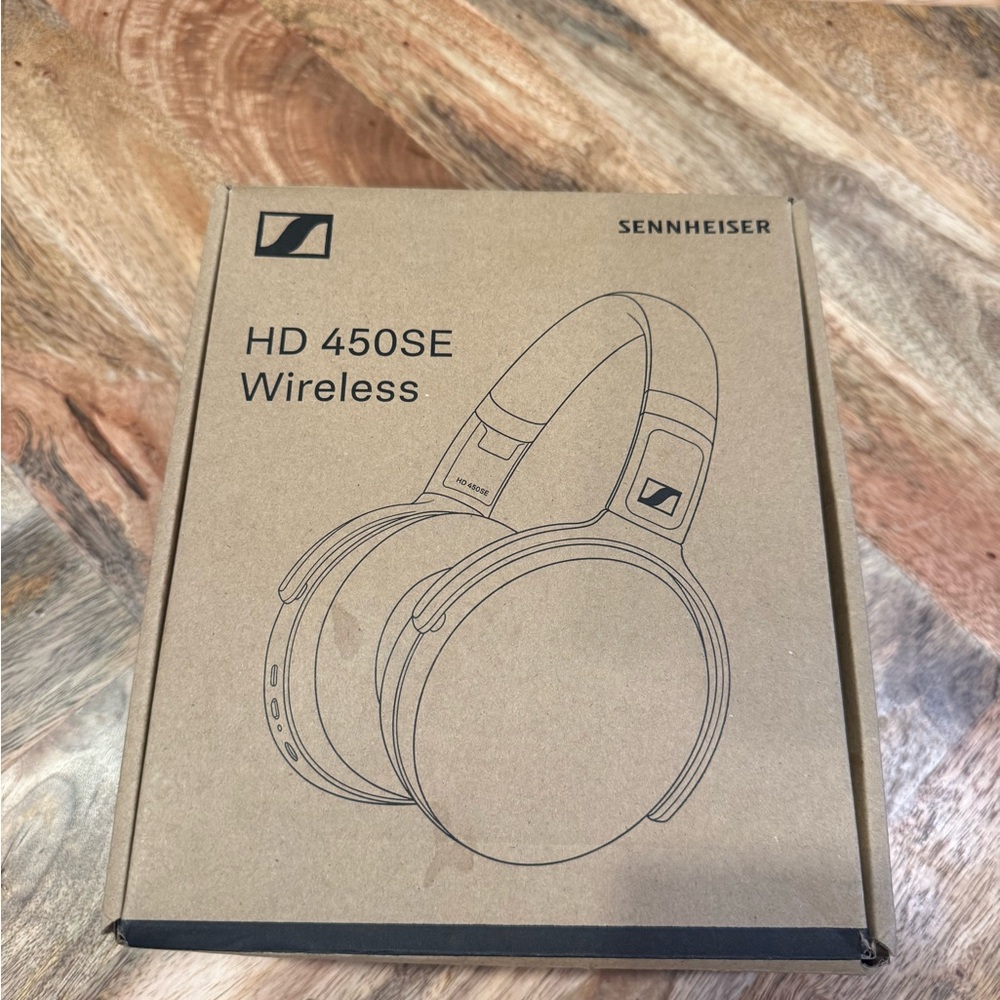 Sennheiser HD 450SE Wireless Headphones in Tan Box